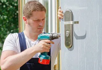 Richmond Locksmith Store Richmond, VA 804-596-3302 - 5a-Lock-Changing